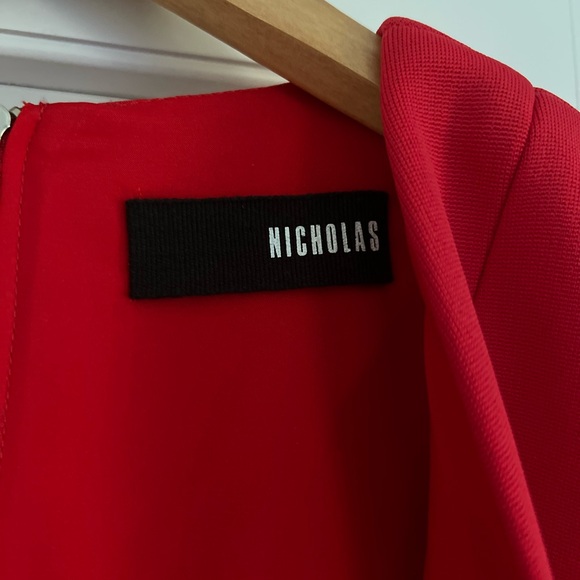 Nicholas for Intermix Deep V Red Fitted Dress w Slit Size 4 (EXCLUSIVE) - Picture 4 of 5